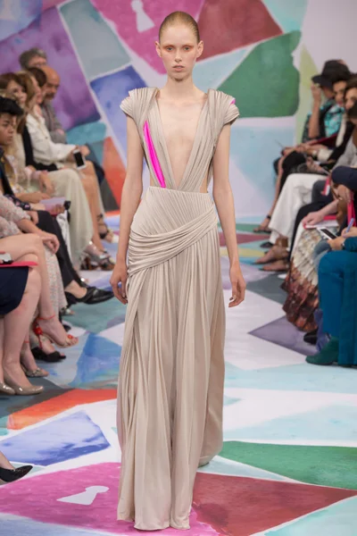 Look 34